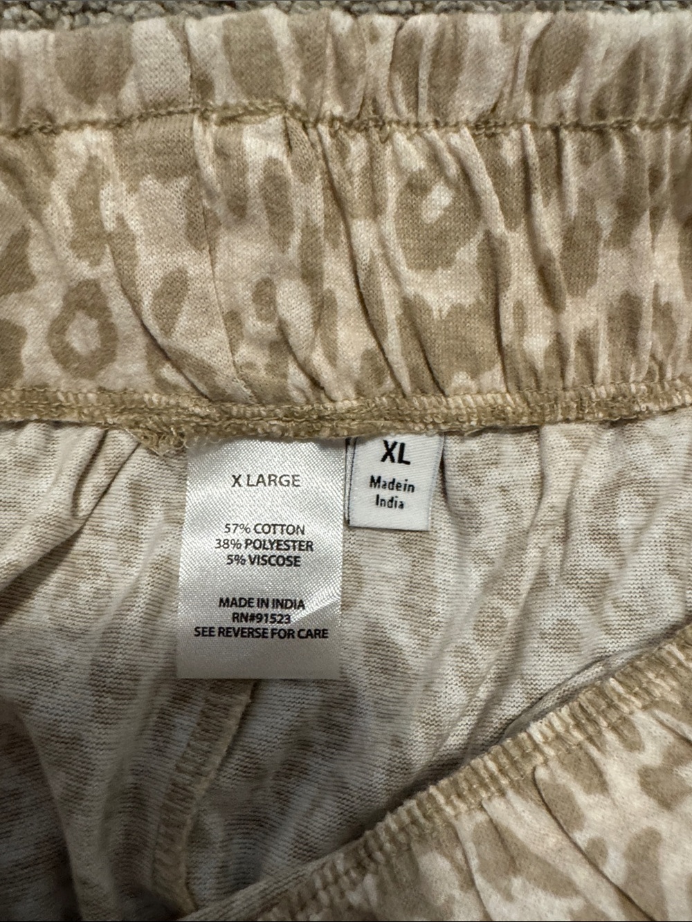 Source Unknown XL Beige Animal Print Pajama Bottoms